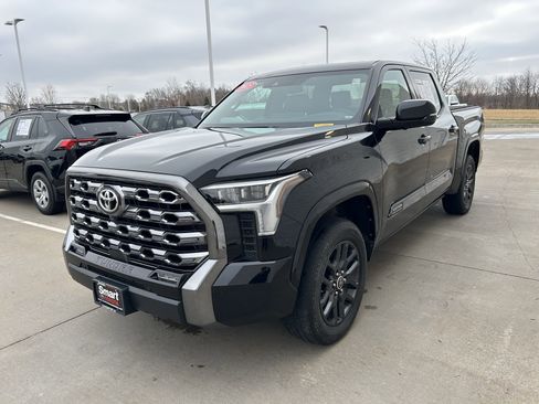 Used 2023 Toyota Tundra Platinum image 5