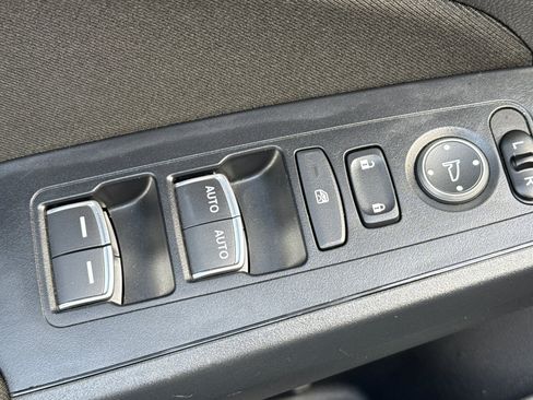 Used 2025 Honda Civic LX image 13