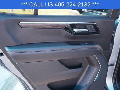 Used 2025 Chevrolet Tahoe LT AWD/4WD image 31