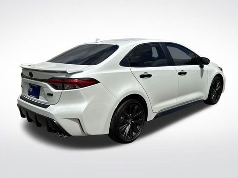 Used 2026 Toyota Corolla XSE FWD image 6