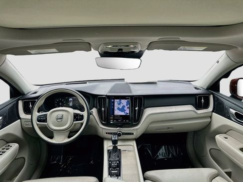Used 2021 Volvo XC60 T6 Inscription AWD/4WD image 22