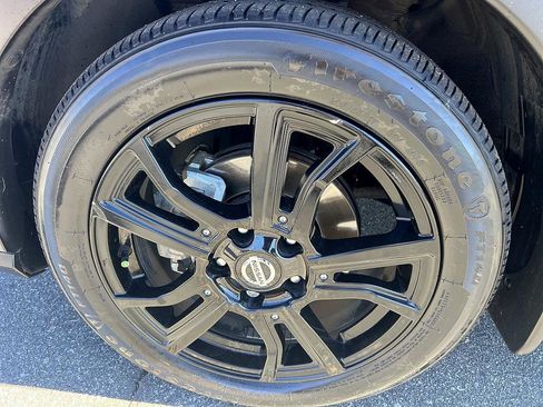 Certified 2021 Nissan Kicks SR w/ Interior Electronics Package image 9