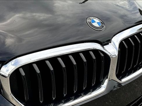 Used 2021 BMW 530i w/ Premium Package RWD image 32