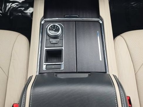 Used 2023 Ford Expedition Platinum RWD image 42