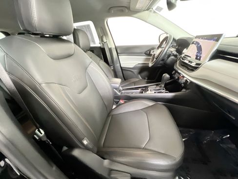 Used 2022 Jeep Compass Limited AWD/4WD image 26