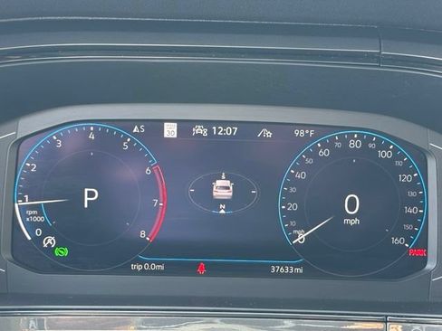 Used 2022 Volkswagen Taos SEL AWD/4WD image 47