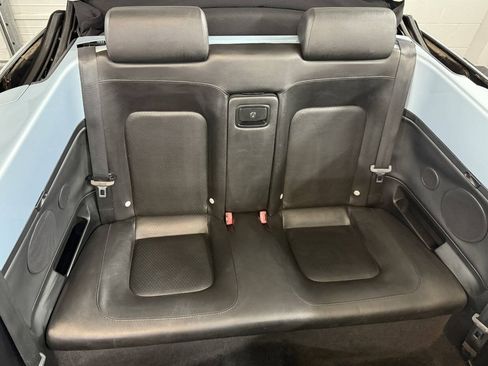 Used 2009 Volkswagen Beetle Convertible FWD image 22
