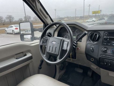 Used 2008 Ford F550 4x4 Regular Cab Super Duty image 8