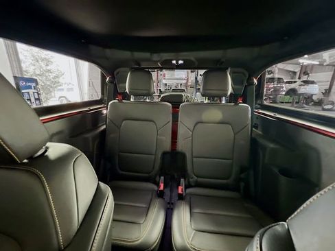 Used 2022 Ford Bronco Badlands image 22