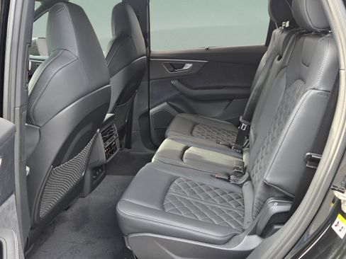 New 2026 Audi SQ7 Premium Plus AWD/4WD image 12