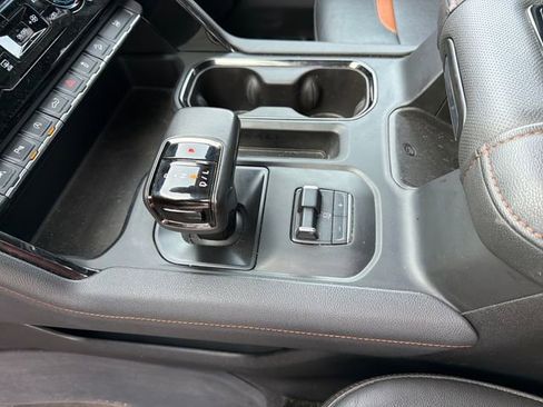 Used 2022 GMC Sierra 1500 AT4 w/ AT4 Premium Package image 26