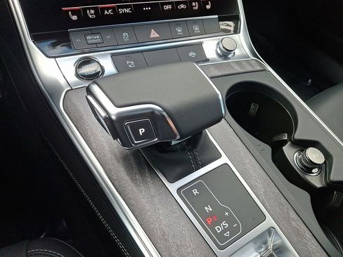 Used 2025 Audi A6 Premium Plus w/ Premium Plus Package image 16