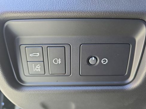 Certified 2022 Jaguar F-TYPE R image 24