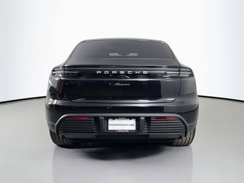 Certified 2026 Porsche Macan 4 Electric RWD image 6