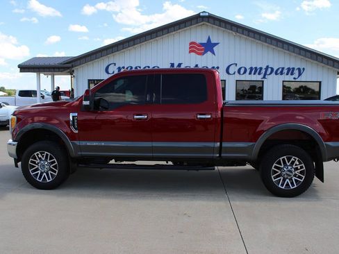 Used 2017 Ford F350 Lariat w/ Lariat Value Package AWD/4WD image 9