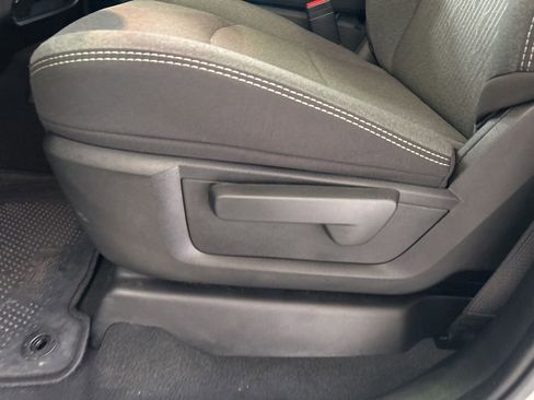 Used 2024 RAM 3500 Tradesman w/ Chrome Appearance Group image 42