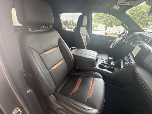 Certified 2025 GMC Sierra 1500 AT4 AWD/4WD image 28