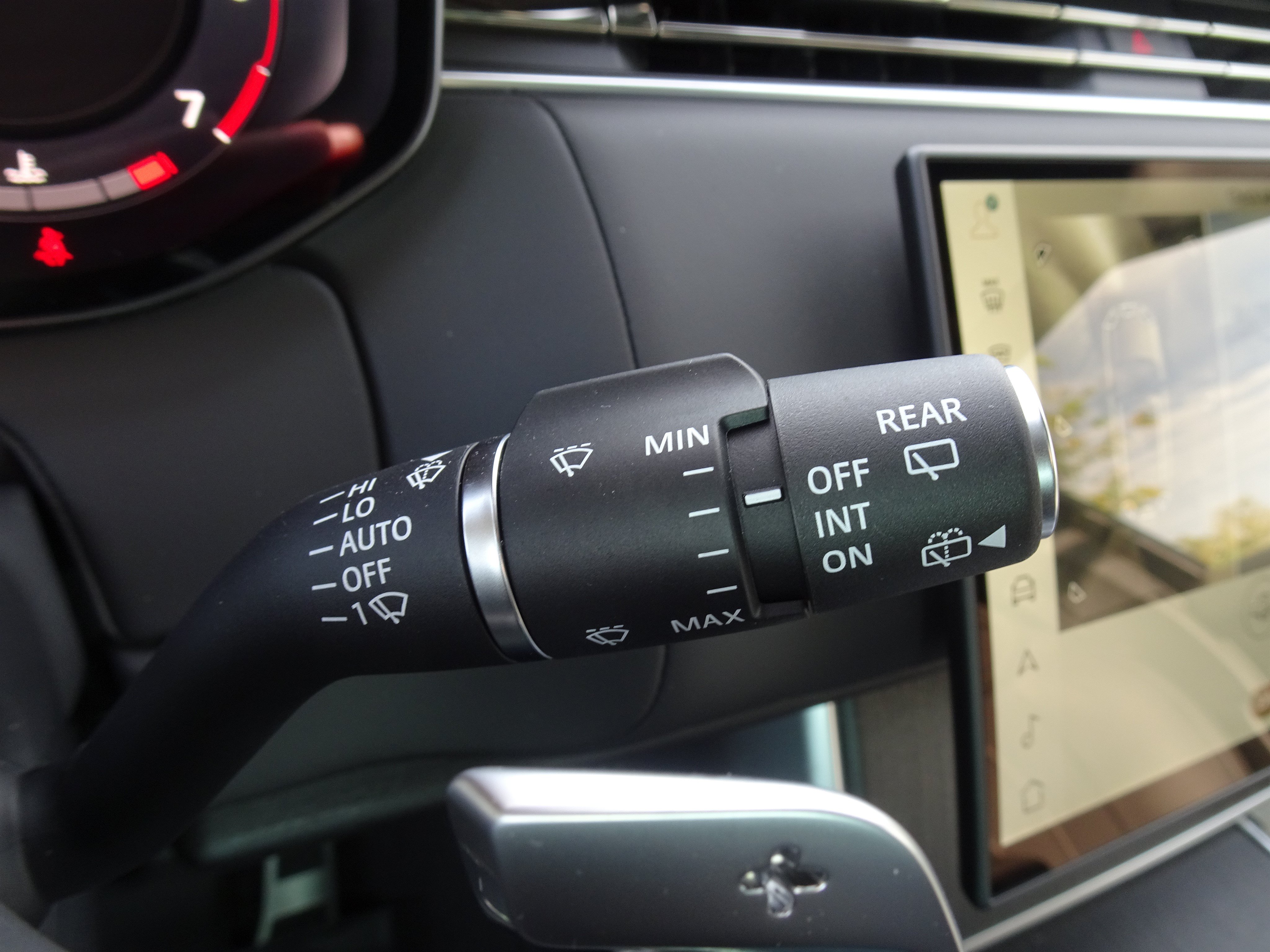New 2027 Land Rover Range Rover SE AWD/4WD image 27