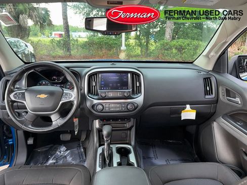 Used 2022 Chevrolet Colorado LT w/ LT Convenience Package AWD/4WD image 5