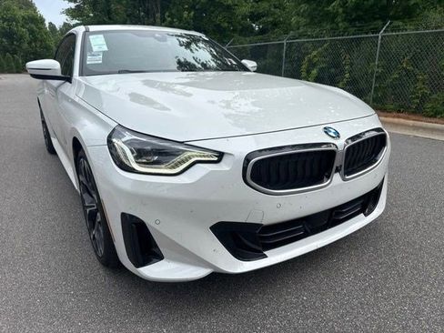 Certified 2025 BMW 230i Coupe w/ Premium Package RWD image 10