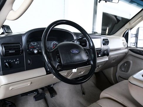 Used 2006 Ford F250 XLT image 47