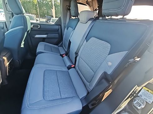 Used 2022 Ford Bronco Outer Banks w/ Sasquatch Package image 7