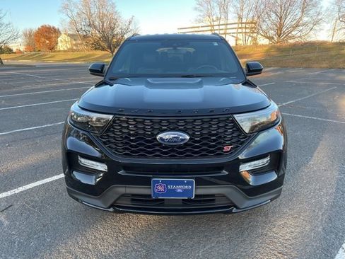 Used 2022 Ford Explorer ST w/ ST Street Pack image 3