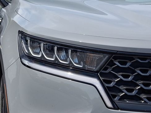 Certified 2023 Kia Sorento S w/ Panoramic Sunroof Package AWD/4WD image 9