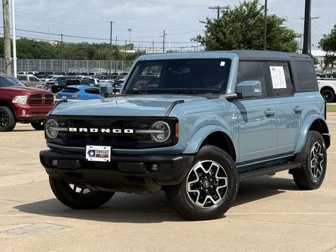 Certified 2023 Ford Bronco Outer Banks AWD/4WD image 2