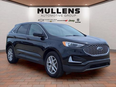 Used 2023 Ford Edge SEL AWD/4WD image 3
