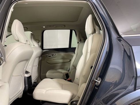 Used 2025 Volvo XC90 T8 Plus AWD/4WD image 40