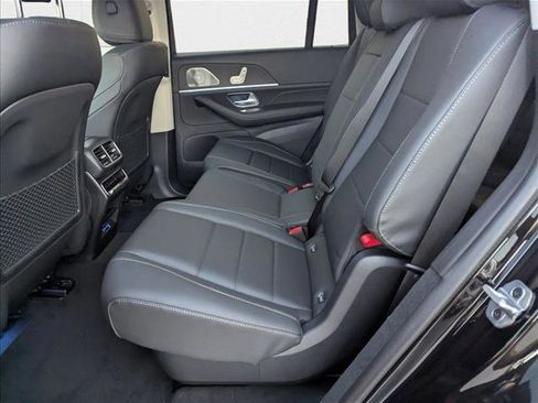 New 2026 Mercedes-Benz GLS 450 4MATIC image 26