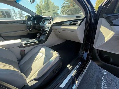 Used 2017 Hyundai Sonata Limited image 10