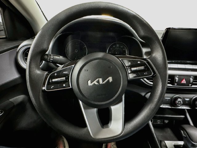 Certified 2024 Kia Forte LXS w/ LXS Technology Package FWD image 11