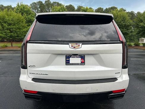 Used 2024 Cadillac Escalade Sport AWD/4WD image 24