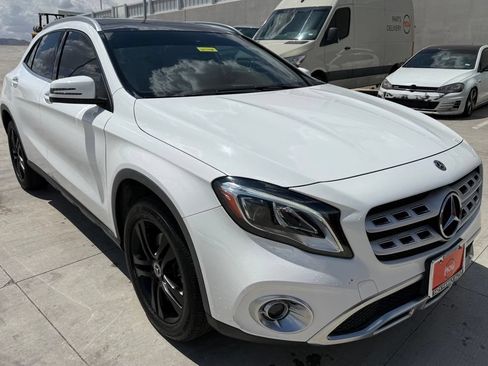 Used 2020 Mercedes-Benz GLA 250 w/ Premium Package image 2
