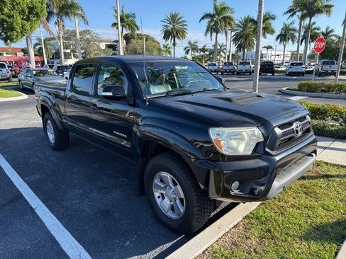 Used 2014 Toyota Tacoma PreRunner image 1