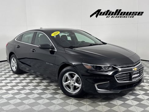 Used 2018 Chevrolet Malibu LS image 1