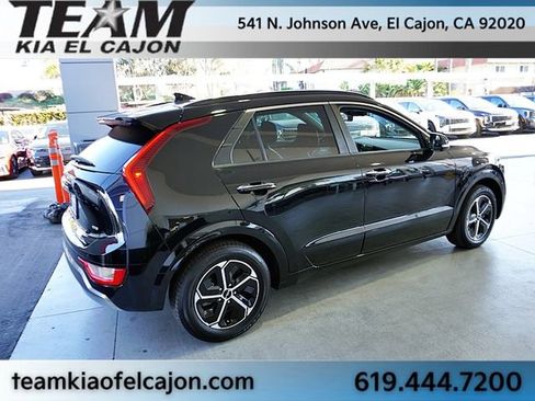 Certified 2023 Kia Niro SX image 8