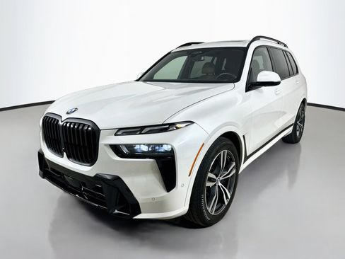 Used 2026 BMW X7 xDrive40i w/ M Sport Package AWD/4WD image 1