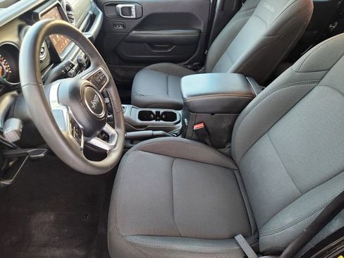 Used 2023 Jeep Wrangler Sahara w/ Cold Weather Group image 11