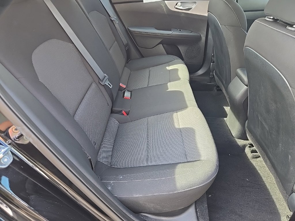 Used 2024 Kia Forte LXS w/ LXS Technology Package FWD image 27