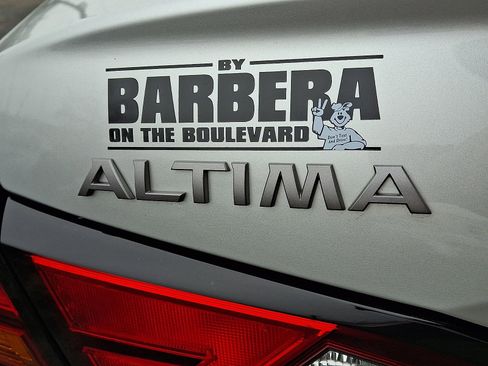 Used 2023 Nissan Altima 2.5 SR image 30