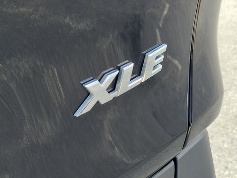 Certified 2025 Toyota RAV4 XLE Premium image 9