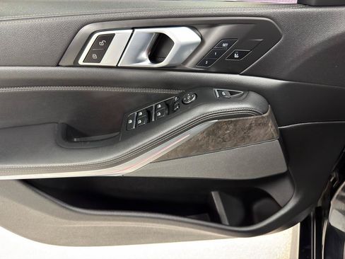 Used 2020 BMW X5 M50i AWD/4WD image 15