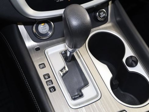 Used 2017 Nissan Murano S image 7