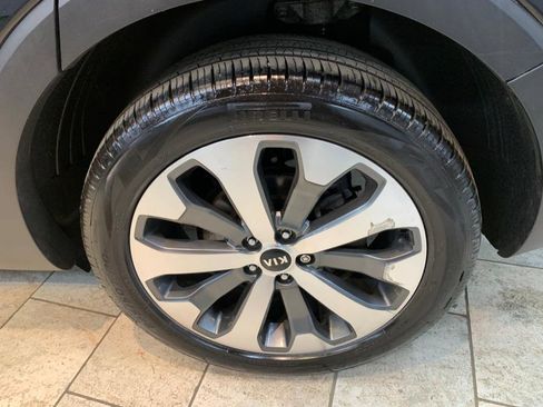 Used 2020 Kia Telluride S image 11