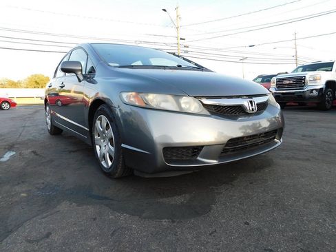 Used 2011 Honda Civic LX image 2
