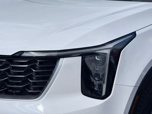 New 2026 Kia Sorento LX FWD image 10
