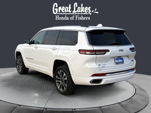 Used 2021 Jeep Grand Cherokee L Overland w/ Luxury Tech Group IV AWD/4WD image 3